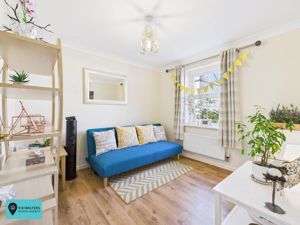 Lounge- click for photo gallery